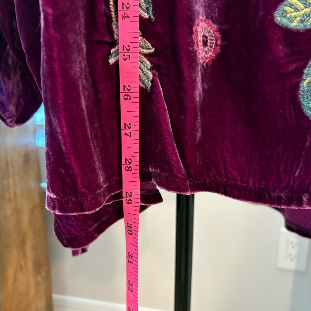 Johnny Was NWT
VELVET BOATNECK BLOUSE - NIKKOLA, 2X - Picture 7 of 11